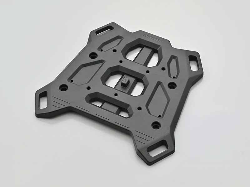デイトナから高強度トッププレートの「クロスリンクキャリア」発売! GB350S や Vストローム250 など多数車種に対応 記事6