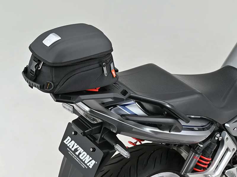 デイトナから高強度トッププレートの「クロスリンクキャリア」発売! GB350S や Vストローム250 など多数車種に対応 記事18