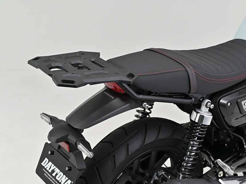 デイトナから高強度トッププレートの「クロスリンクキャリア」発売! GB350S や Vストローム250 など多数車種に対応 記事1