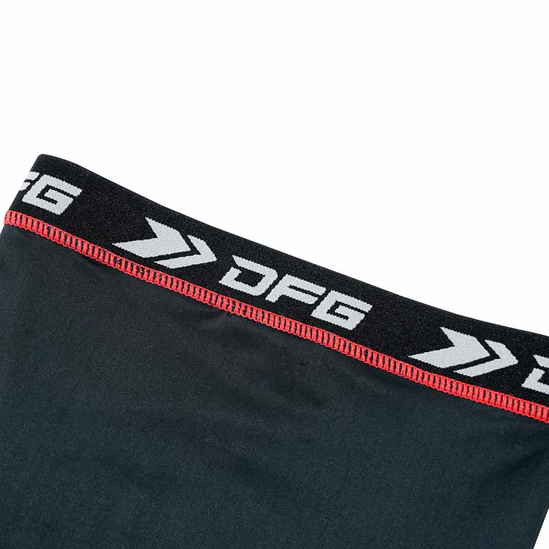 ダートフリークから「ネックロール」「ニーブレースカバー」が登場! 記事13
