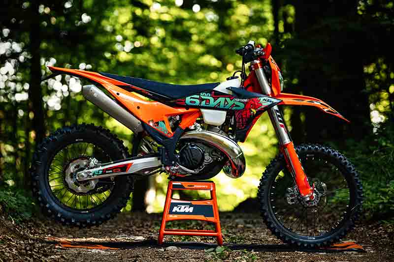 2027 KTM EXC 6DAYS 記事1