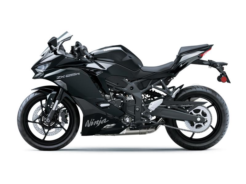 カワサキからスーパースポーツモデル「Ninja