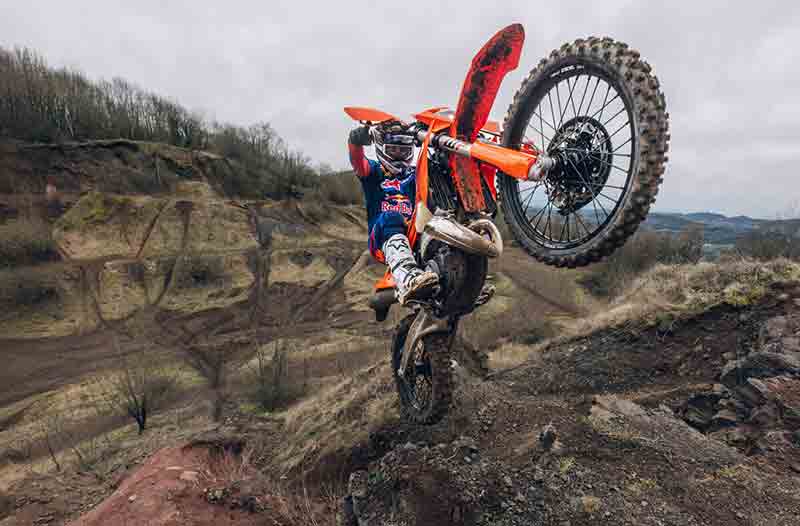 【KTM】レース参戦ライダーを支援する「KTM Racer Program」を導入、成績に応じてクーポン進呈 記事2