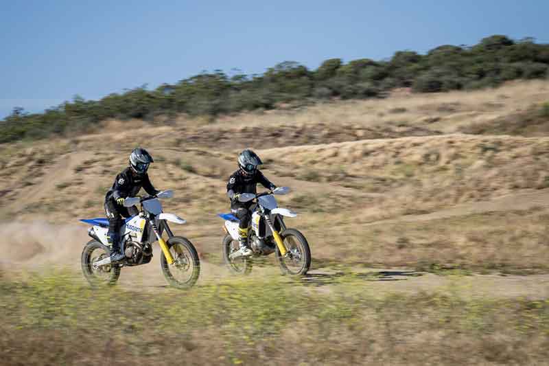 【ハスクバーナ・モーターサイクルズ】レース参戦を支援する「Team Husqvarna Program」導入、成績に応じクーポン進呈 記事1