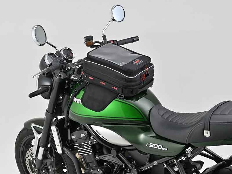 26Lまで拡張可能! 多機能タンクバッグ「GIVI CLA01」がデイトナから発売 記事10