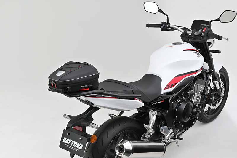 デイトナから CB400 SUPER FOUR E-Clutch(’26)用のカスタマイズパーツが続々登場! 記事7