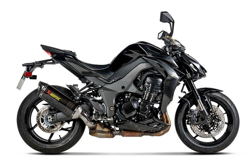 【AKRAPOVIC】