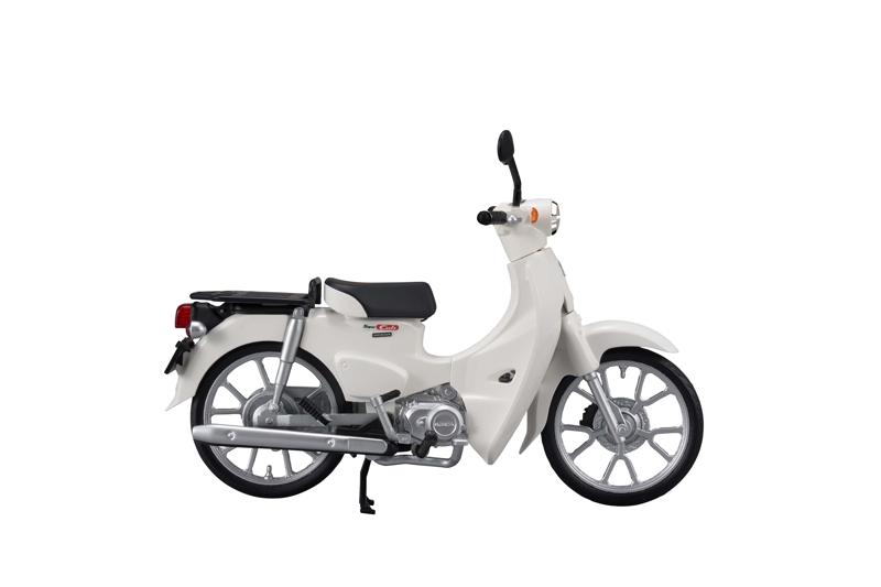 カブ主様必見!Honda「スーパーカブ110」が解体組み立てパズルになった!1/12スケールで精密再現!