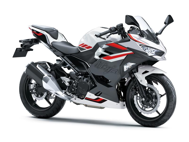 カワサキからライダーのニーズをパッケージしたスポーツモデル「Ninja