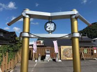 鳥取県若桜町に「フロントフォーク型鳥居」が登場！ 第29号さくらオートバイ神社に新シンボル