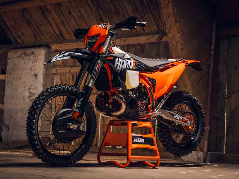 KTM 300 XC-W HARDENDURO 記事3