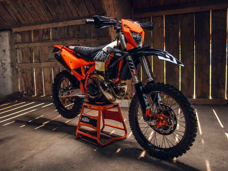 KTM 300 XC-W HARDENDURO 記事4