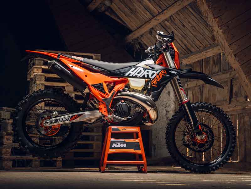 KTM 300 XC-W HARDENDURO 記事5