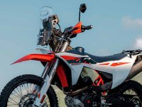 2027年 KTM 690 RALLY メイン