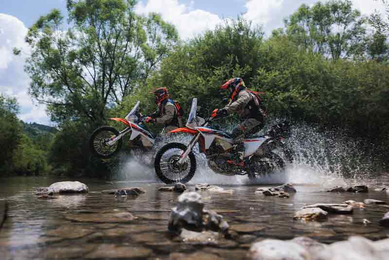 2027年 KTM 690 RALLY 記事3