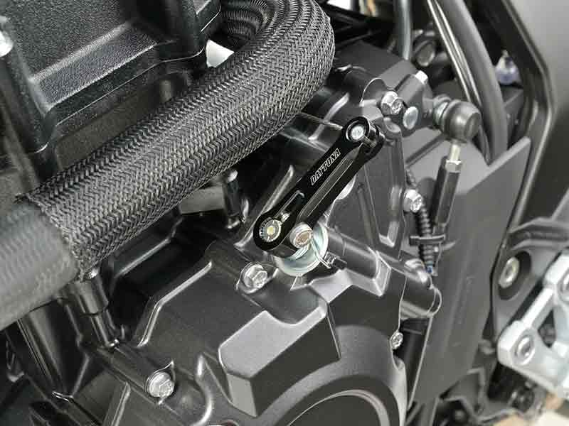 クラッチ操作が軽くなる！ デイトナから「GSX-8R/S/T/TT、Vストローム800/DE用 ライトクラッチレリーズアーム」が発売 記事4