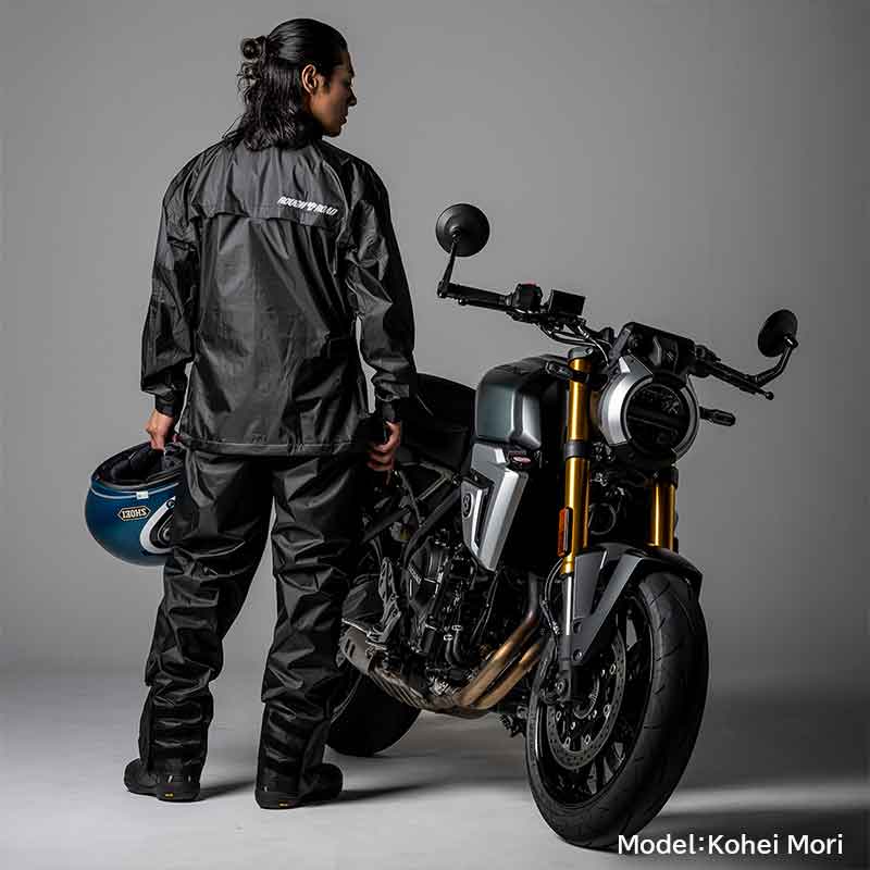 耐久性と防水性を追求! ラフアンドロードのバイク専用「デュラブルレインスーツ」が発売 記事13