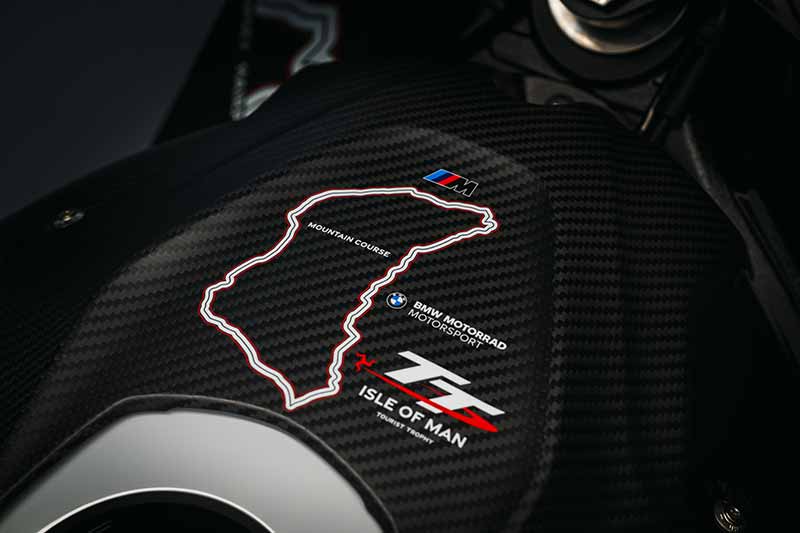BMW M 1000 RR Limited Edition Isle of Man TT 記事2