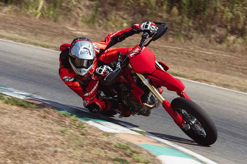 Desmo450 SM 記事1