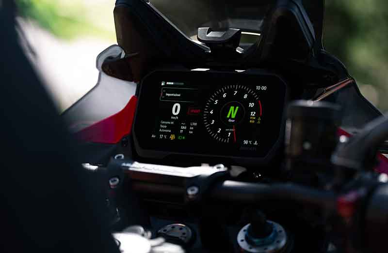 Multistrada V4 Pikes Peak 2027 記事7