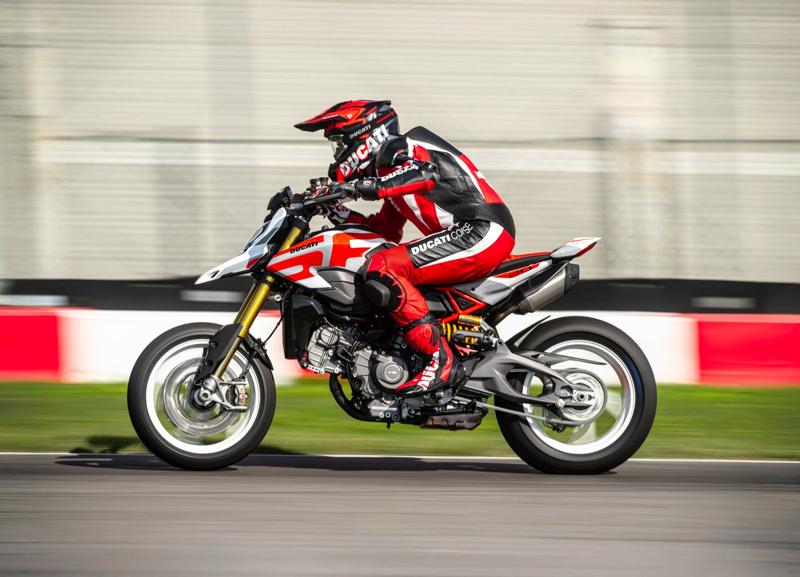 新型Hypermotard