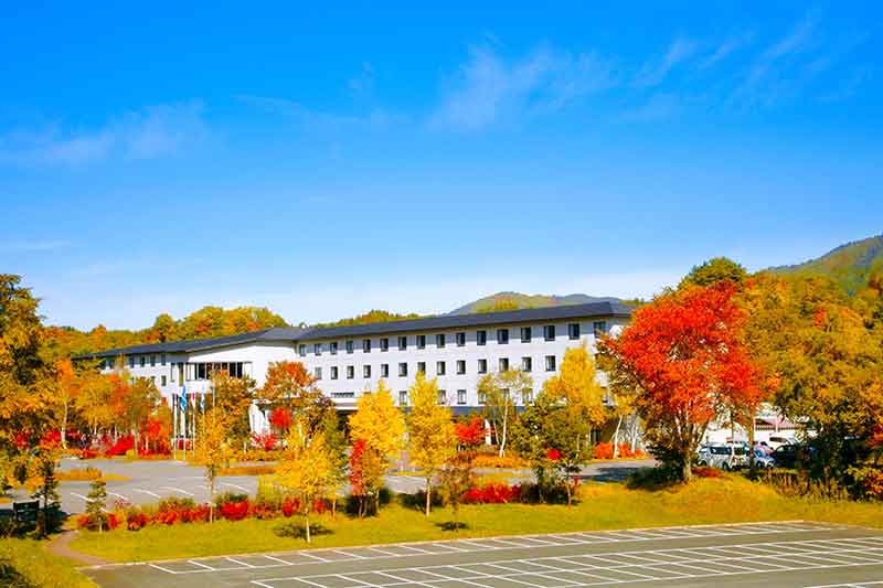 メルキュール裏磐梯リゾート＆スパが「紅葉を楽しむツーリングプラン」を販売中、屋根付き駐車場＆乾燥室を完備 記事11