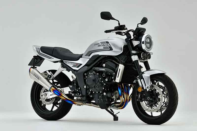 オーヴァーレーシングから CB1000F用フルエキ「TT-Formula RS+PRO 4-2-1 フルチタン CB1000F（26-）」が登場 記事2
