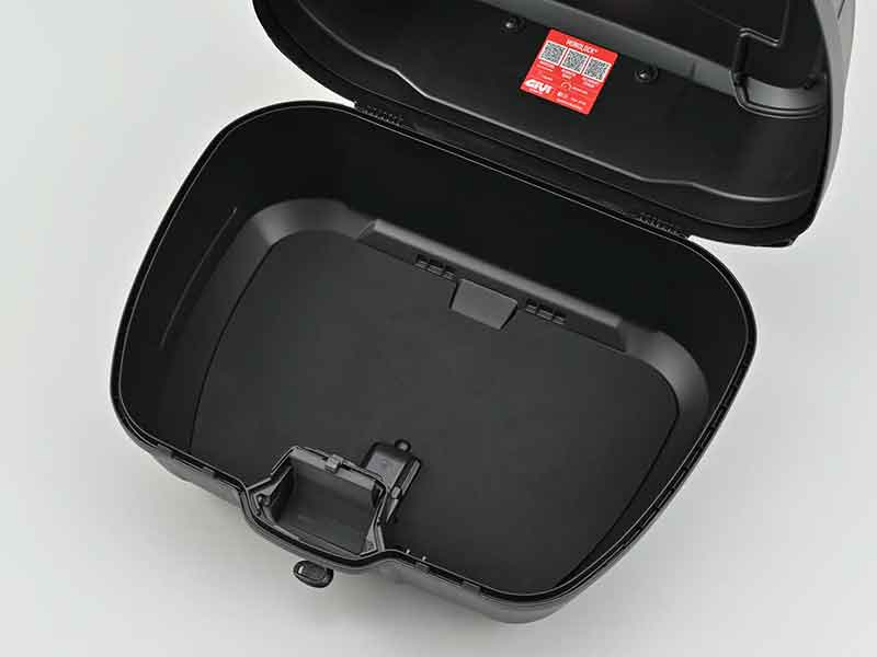 GIVI B45+ の新色「未塗装ブラック(ブラックパネル)」がデイトナから発売! 通勤・通学に便利な45Lモデル 記事3