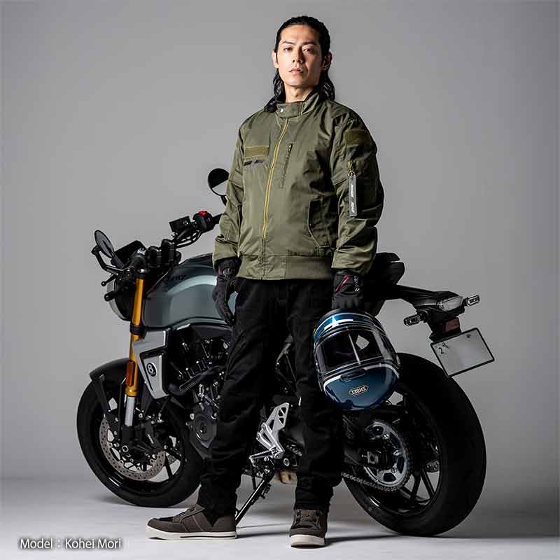 ラフアンドロードからミリタリーテイストのライディングジャケット「MA-1R」が発売! 記事1