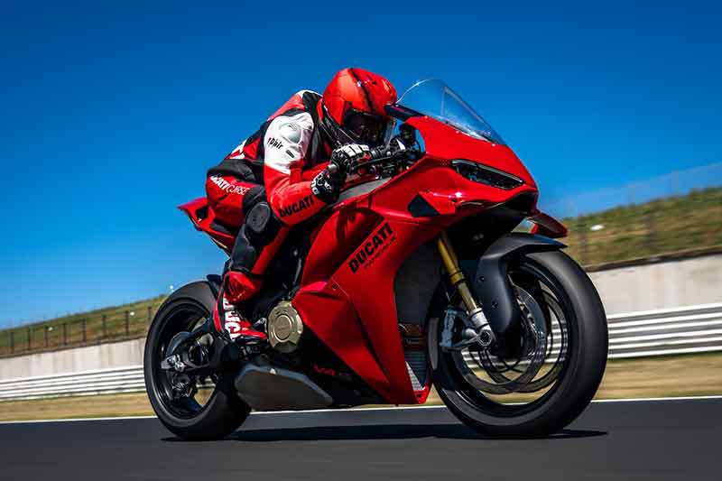 Panigale V4/V4 S 記事1