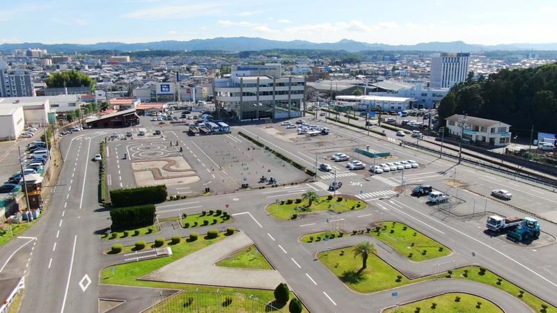 滋賀県内のバイク販売店4店舗が月の輪自動車教習所に集結！レンタルバイク5ブランド・12車種も参加する試乗会を11月3日に開催