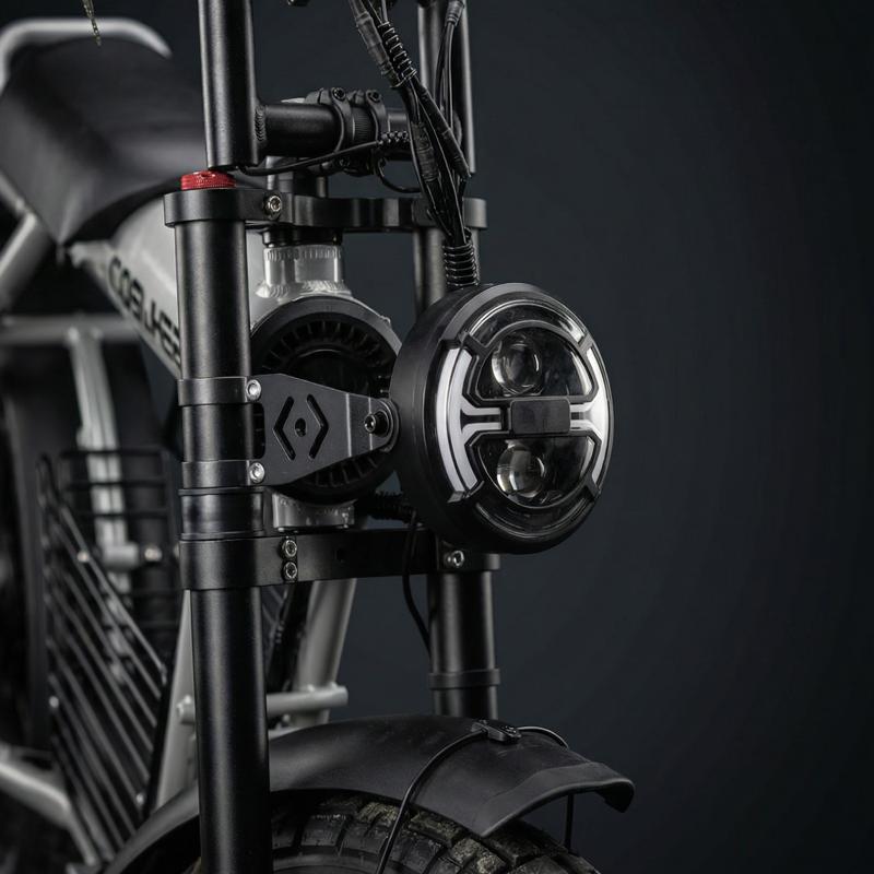 Makuakeでシリーズ総額約1.2億円を記録した特定小型原付「COSWHEEL